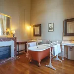 Chateau La Comtesse De Loire & Spa 4* سوموور