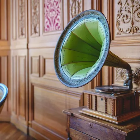 Chateau La Comtesse De Loire &