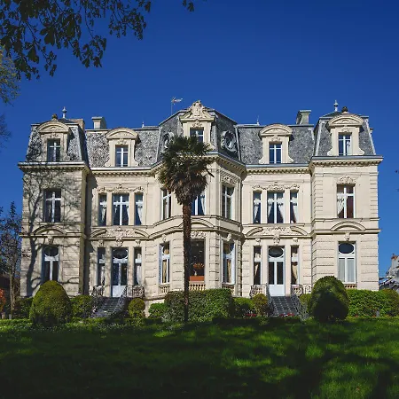 Chateau La Comtesse De Loire & Saumur