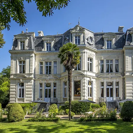 Chateau La Comtesse De Loire & ホテル