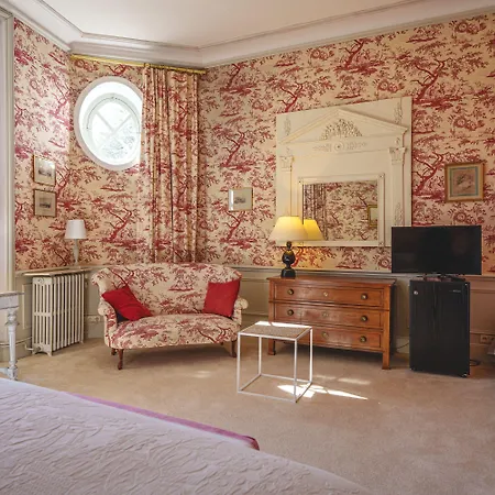 Chateau La Comtesse De Loire &