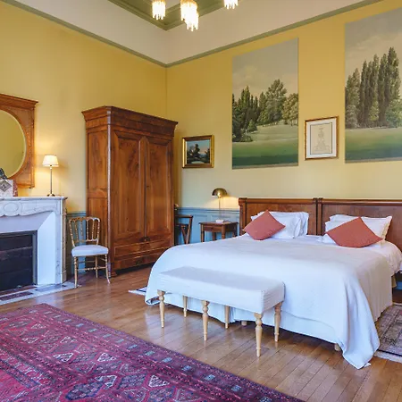 Chateau La Comtesse De Loire & Hotel Saumur