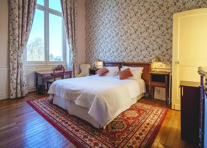 Chateau La Comtesse De Loire & Отель Сомюр